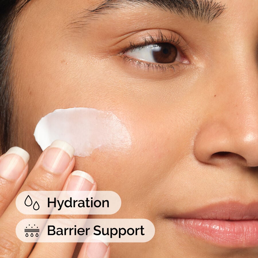 natural-moisturizing-factors-ha-c6 ord-natural-moisturizing-factors-ha-model-application-with-benefits.jpg